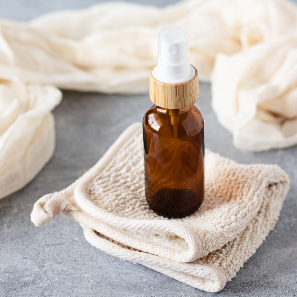How to make body spray with essential oils that last longer.